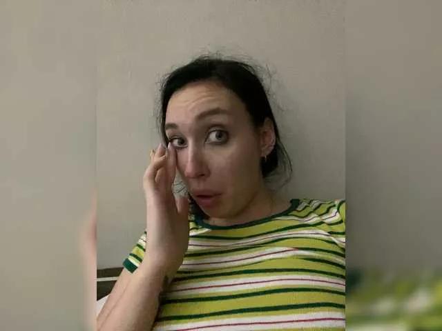 Offline -CrystalZ- on BongaCams