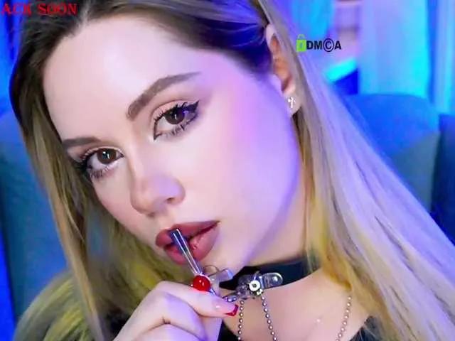 0------0 on BongaCams 