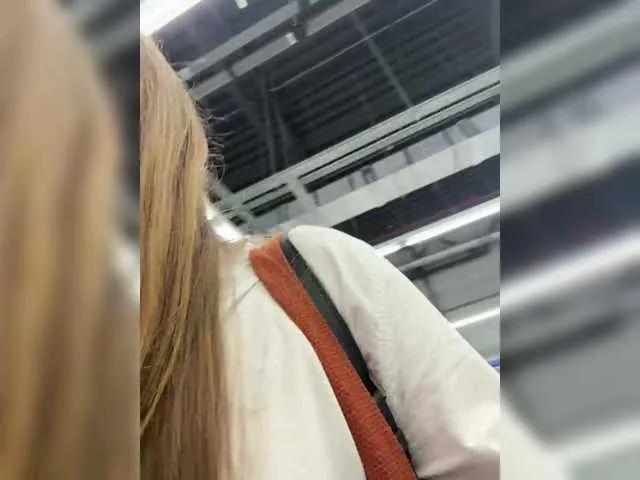 Freechat Adelaida1001 on BongaCams