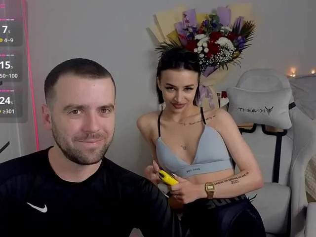 Freechat AdeleLaCroix on BongaCams