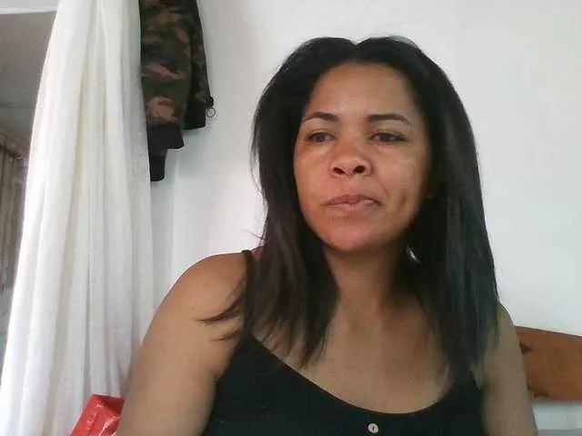 Offline Alexiane-Candy on BongaCams