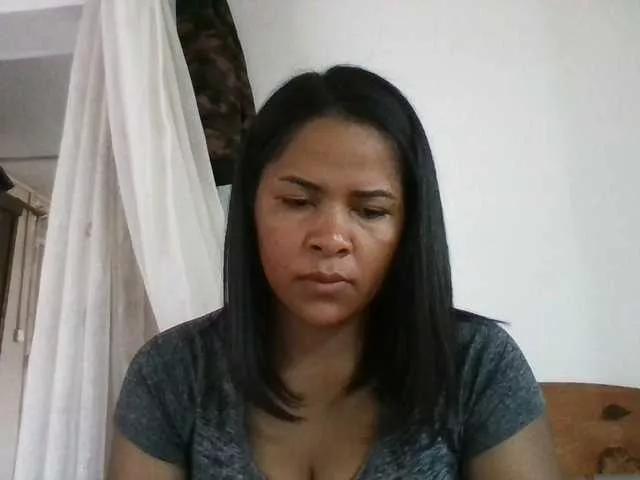 Offline Alexiane-Candy on BongaCams