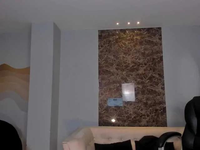 Offline AliceHarper1 on BongaCams