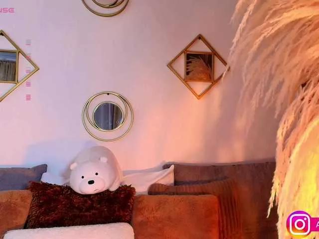 Freechat Aliceowenn on BongaCams