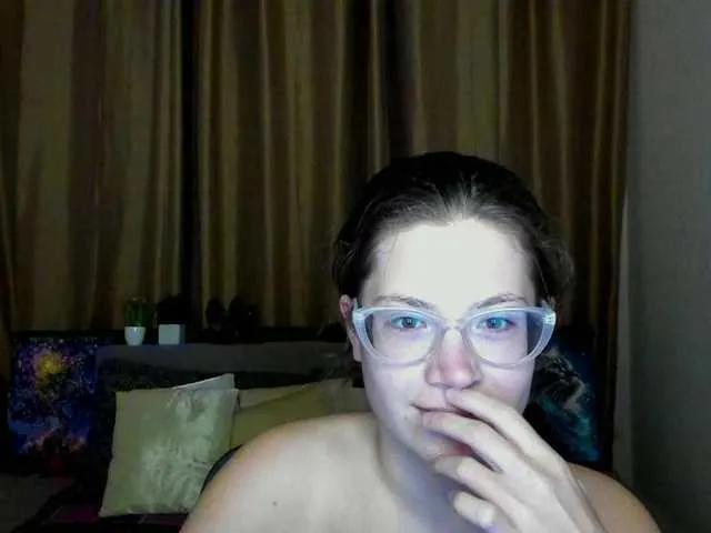 Freechat Aliciafolow009 on BongaCams