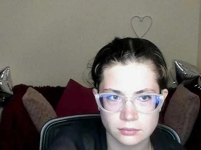 Freechat Aliciafolow009 on BongaCams