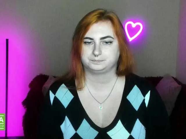 Offline Aliciaredluv on BongaCams