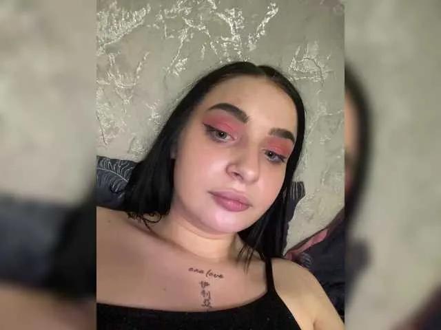 Offline Aliska22 on BongaCams