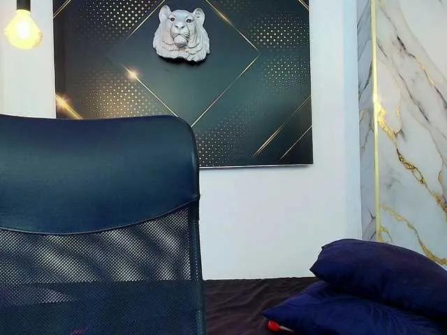 Freechat Alondraconnor on BongaCams