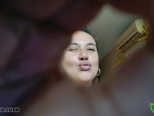 Freechat AminaCharm on BongaCams