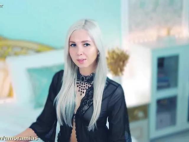 Freechat Amoramias on BongaCams