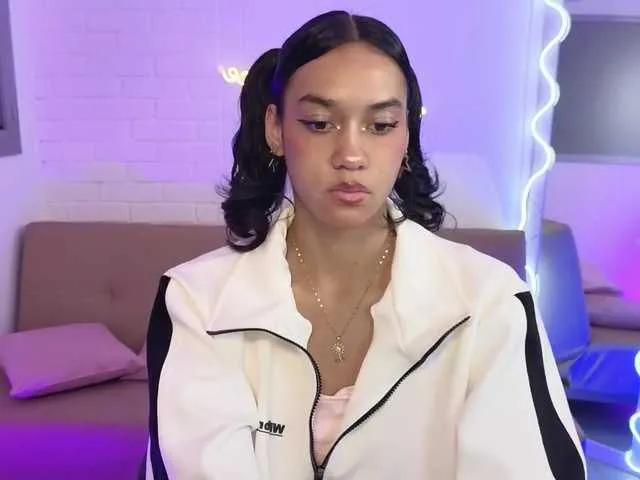 Offline Artemiss-tay on BongaCams