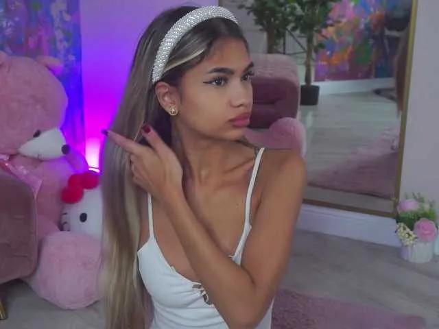 Freechat AshaYuva on BongaCams