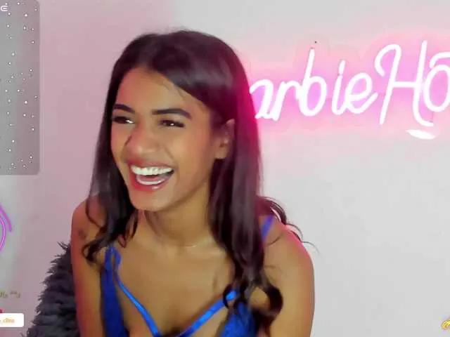 Offline BarbieHotLaura on BongaCams