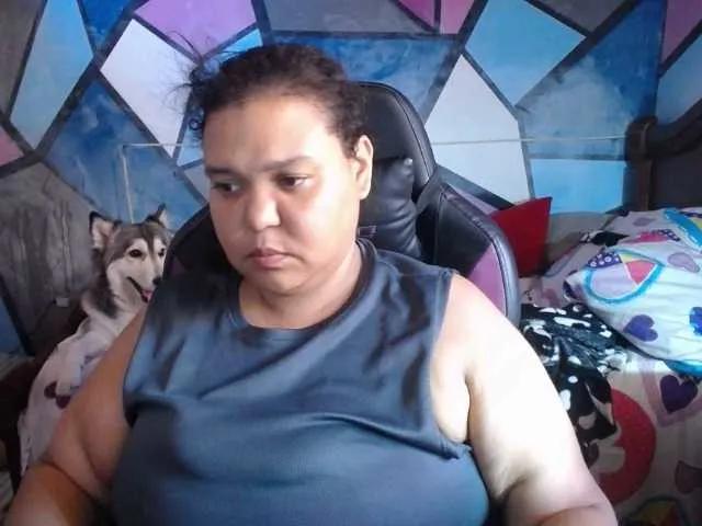 Offline beautifulchubbyqueen on BongaCams