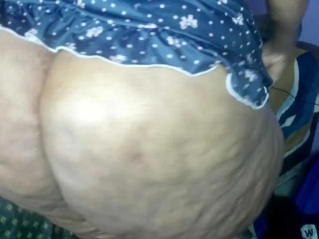 Offline Big-Ass-Wilma on BongaCams