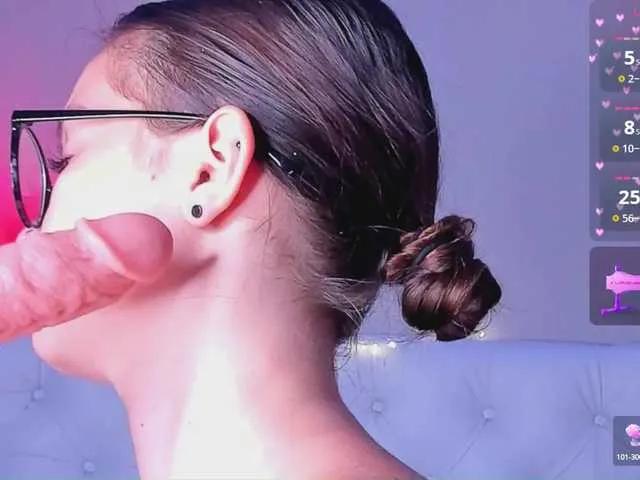 Freechat bitchpeace on BongaCams