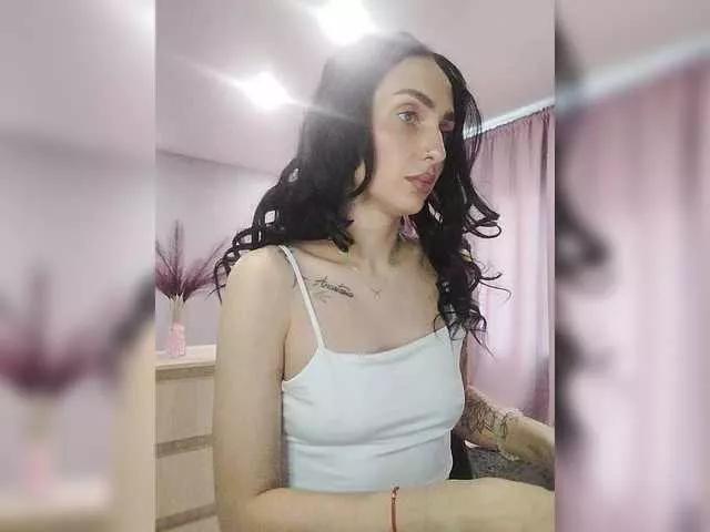Offline Blackcaramel on BongaCams
