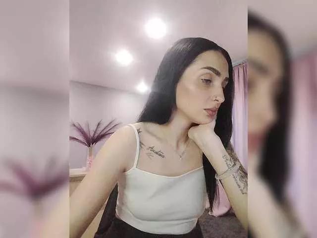 Offline Blackcaramel on BongaCams