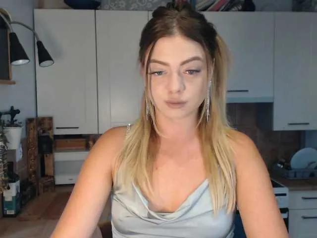 BuffyFire on BongaCams 