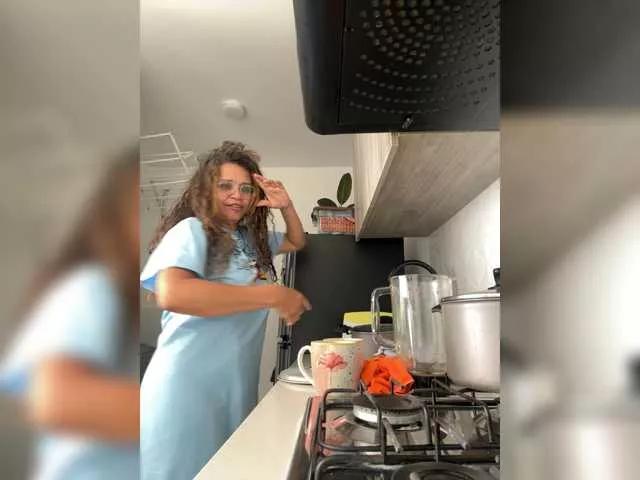 Offline Candela-lat on BongaCams