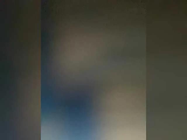 Offline candicelovee on BongaCams