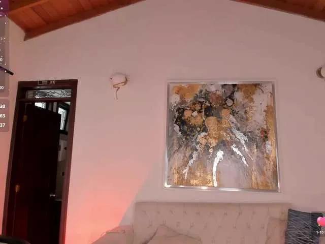 BongaCams CarolineGrace is Freechat CarolineGrace — I love it when they support me, that means they like my show and get horny with my body.