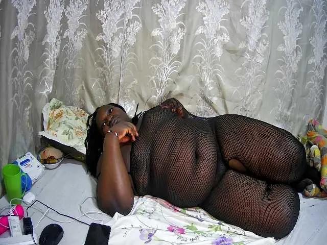 Freechat chubby-pritty on BongaCams