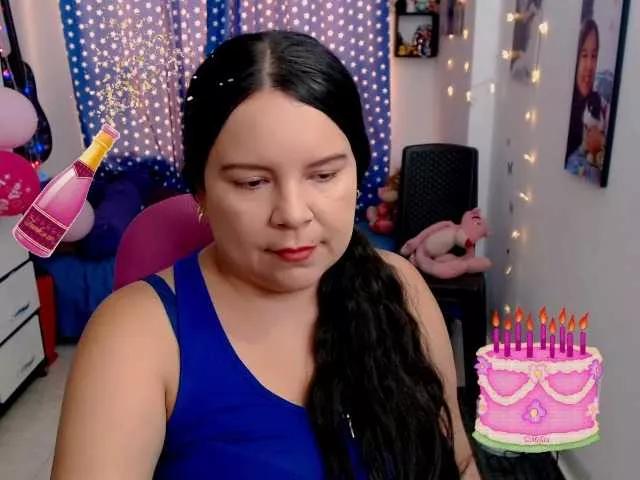 Offline clarie- on BongaCams