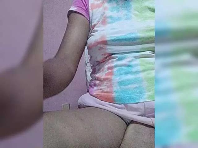 Offline Clarravikuna on BongaCams