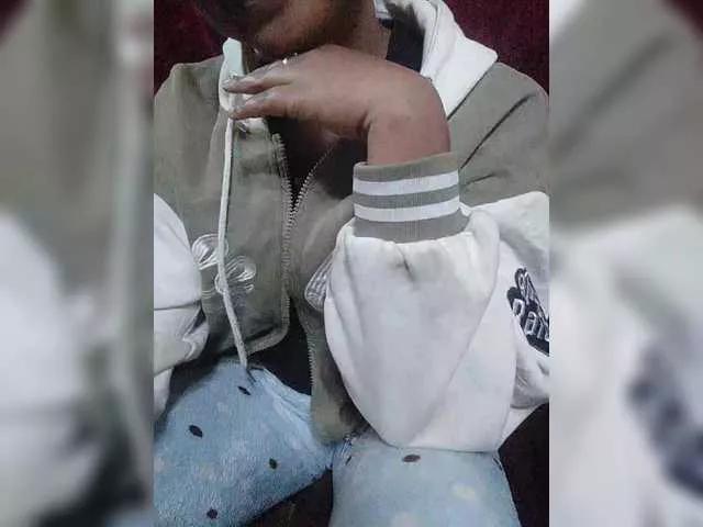 Offline Clarravikuna on BongaCams