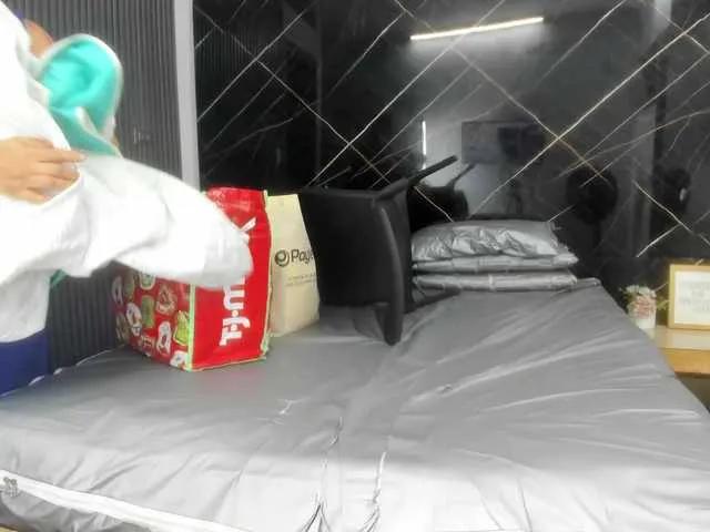 Freechat cloeerabbyt on BongaCams