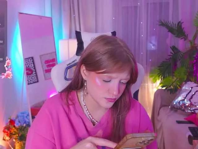 Freechat CrazyWine on BongaCams