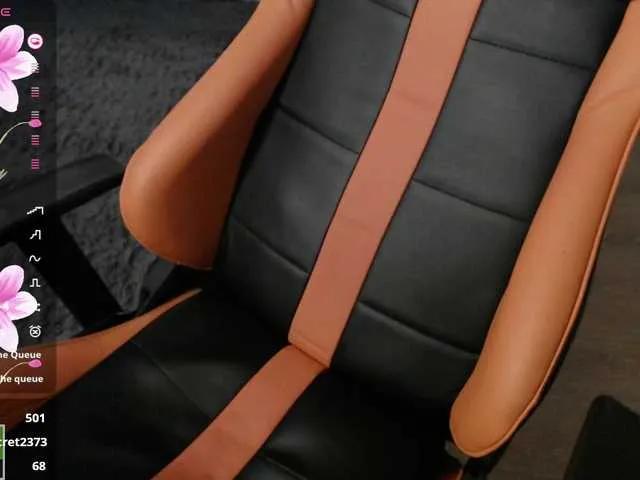 Offline crystalyss on BongaCams