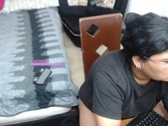 Offline curiousnasty on BongaCams