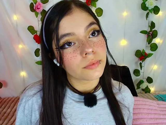 Freechat cutee-andrea1 on BongaCams