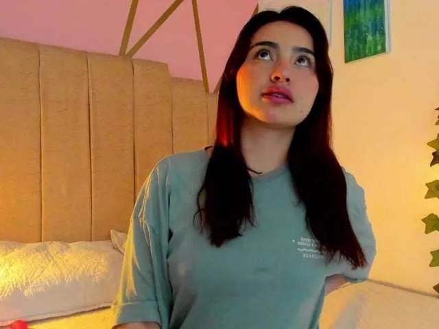 Offline Damian-n-Maya on BongaCams