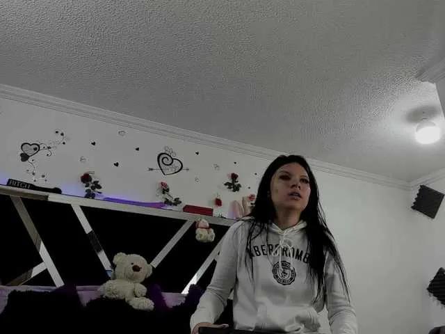 Offline Dreamgirlss on BongaCams