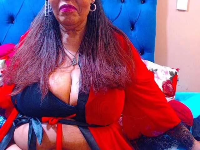 Freechat Ebonycandy10 on BongaCams