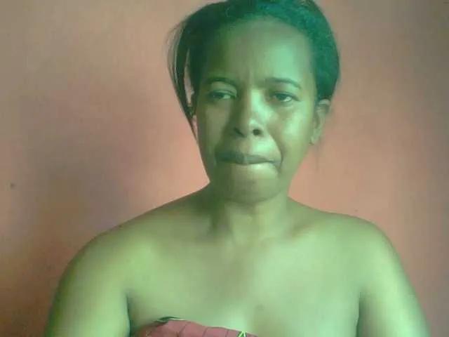 Freechat Edwiga on BongaCams