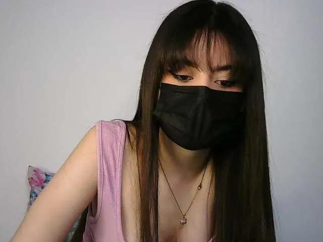 Offline ElenaV5 on BongaCams