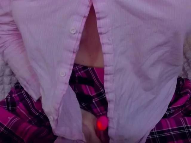 Freechat ElinaOcean on BongaCams