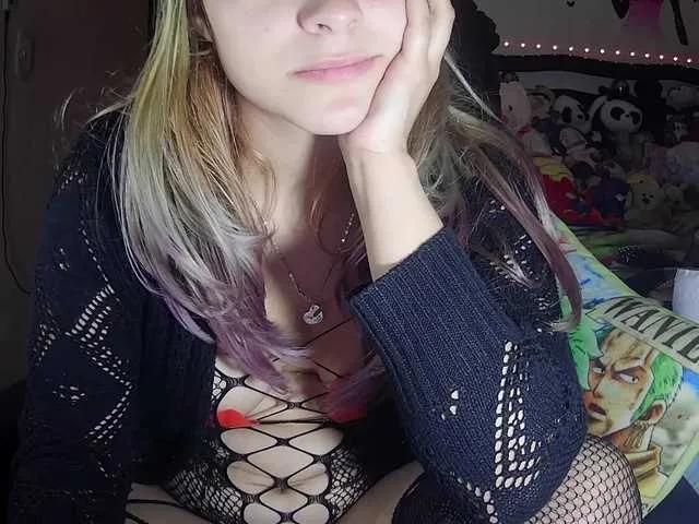 Freechat Elith20 on BongaCams