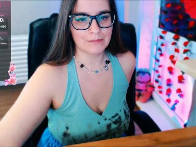 Offline Elizabeth-3 on BongaCams