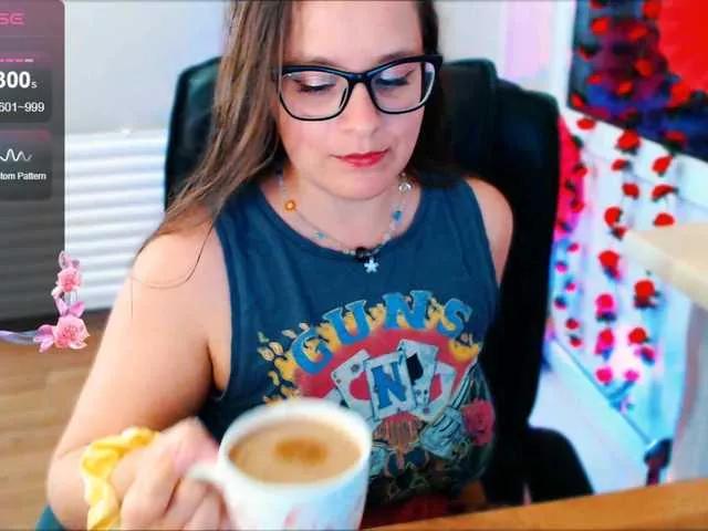 Offline Elizabeth-3 on BongaCams