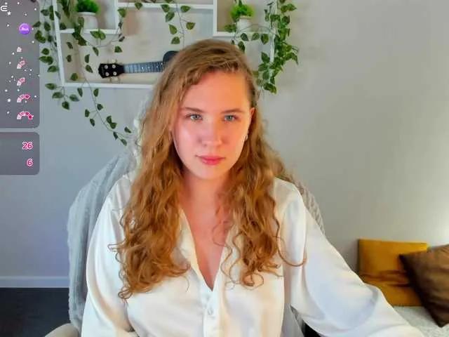 BongaCams Elsiee-Cuttiess is Freechat Elsiee-Cuttiess — It turns me on when you take the initiative and know how to play. I love it when conversations become more and more heated, and fantasy gets out of control. I love it when you tell me what you want...