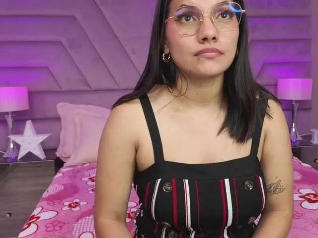 Offline EmmaSanches on BongaCams