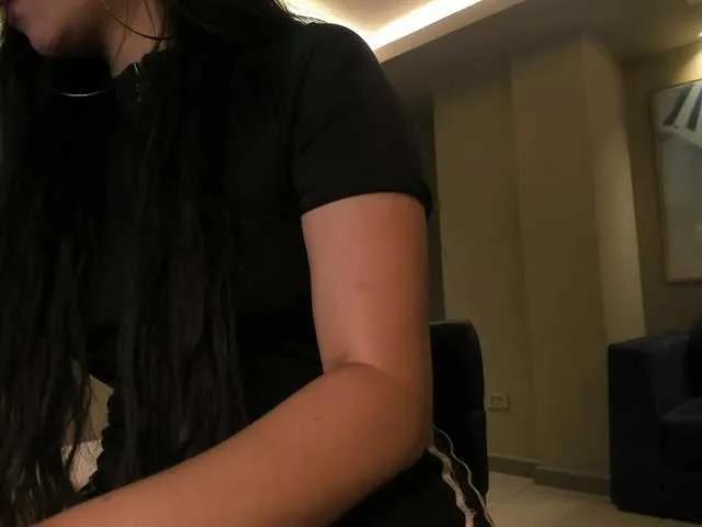 Freechat EsmeraldaGrace on BongaCams