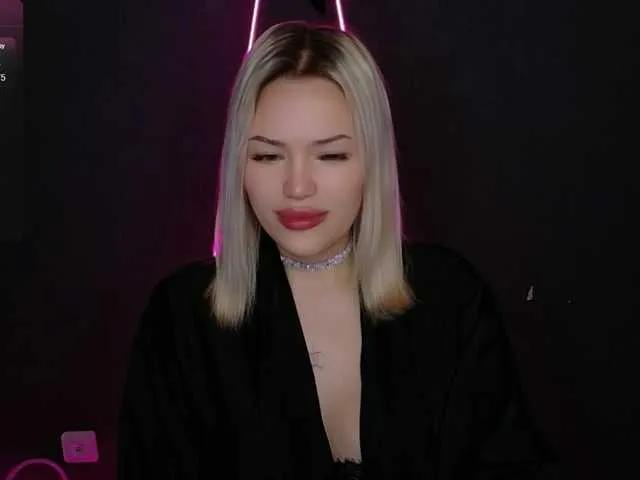 Offline Eva-Kitty1 on BongaCams