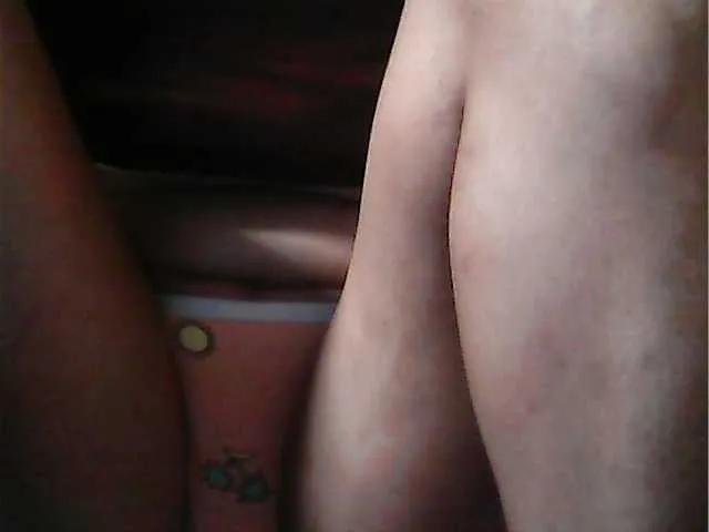 Freechat flowerhairypinay on BongaCams